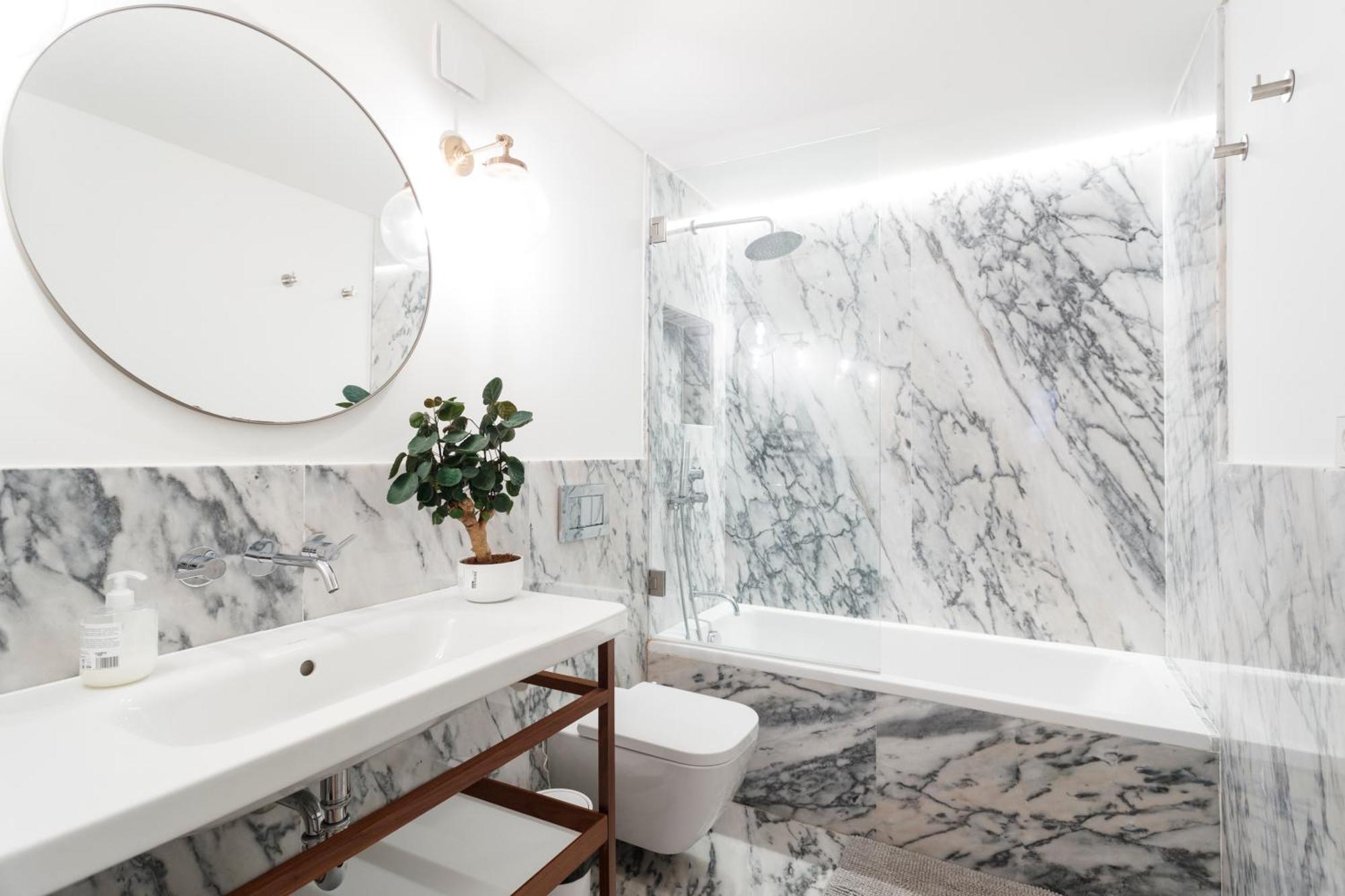Double Room With Private Wc In Shared House In Downtown Lisbon Exterior photo